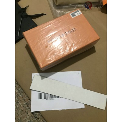 qiqiyg.com Gratis Verzending | Foto's en Contact qiqiyg via WhatsApp QYQ007