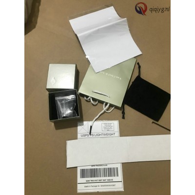 qiqiyg.com Gratis Verzending | Foto's en Contact qiqiyg via WhatsApp QYQ011