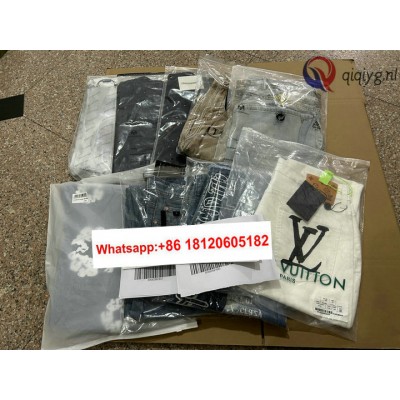 qiqiyg.com Gratis Verzending | Foto's en Contact qiqiyg via WhatsApp QYQ014