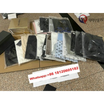 qiqiyg.com Gratis Verzending | Foto's en Contact qiqiyg via WhatsApp QYQ036