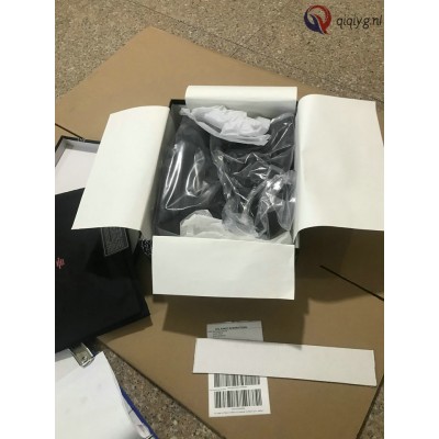 qiqiyg.com Gratis Verzending | Foto's en Contact qiqiyg via WhatsApp QYQ037