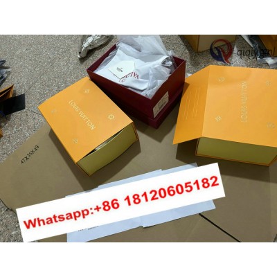 qiqiyg.com Gratis Verzending | Foto's en Contact qiqiyg via WhatsApp QYQ045