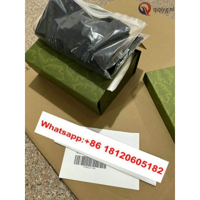 qiqiyg.com Gratis Verzending | Foto's en Contact qiqiyg via WhatsApp QYQ061