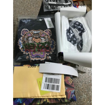 qiqiyg.com Gratis Verzending | Foto's en Contact qiqiyg via WhatsApp QYQ078