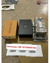 qiqiyg.com Gratis Verzending | Foto's en Contact qiqiyg via WhatsApp QYQ079