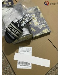 qiqiyg.com Gratis Verzending | Foto's en Contact qiqiyg via WhatsApp QYQ104