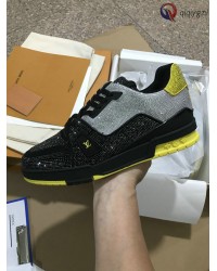 qiqiyg.com Gratis Verzending | Foto's en Contact qiqiyg via WhatsApp QYQ190