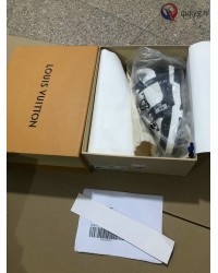 qiqiyg.com Gratis Verzending | Foto's en Contact qiqiyg via WhatsApp QYQ278