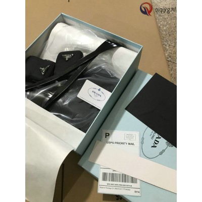 qiqiyg.com Gratis Verzending | Foto's en Contact qiqiyg via WhatsApp QYQ297