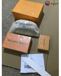 qiqiyg.com Gratis Verzending | Foto's en Contact qiqiyg via WhatsApp QYQ301