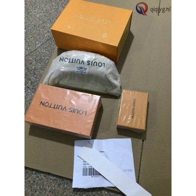 qiqiyg.com Gratis Verzending | Foto's en Contact qiqiyg via WhatsApp QYQ301