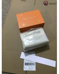 qiqiyg.com Gratis Verzending | Foto's en Contact qiqiyg via WhatsApp QYQ321